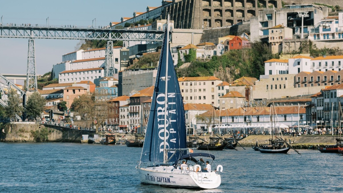 M1YN private porto douro boat tour