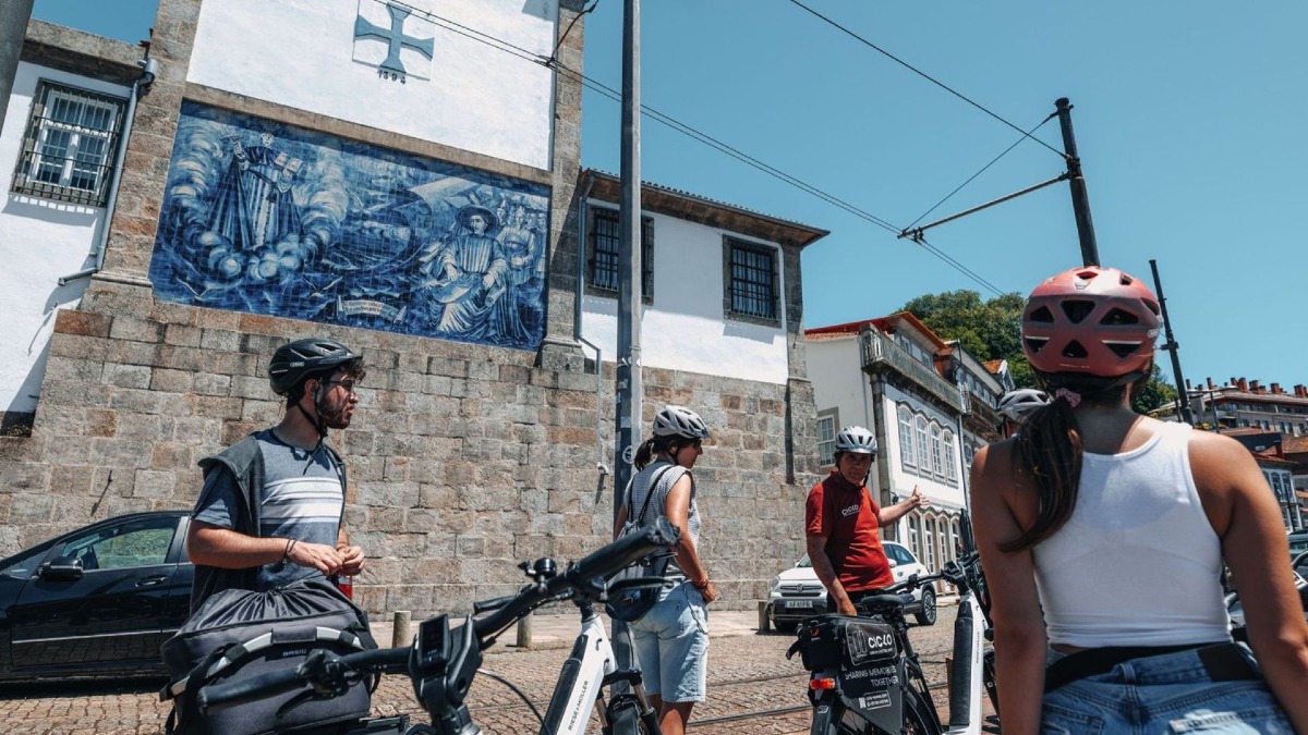 TQyA electric bike douro river porto guided tour